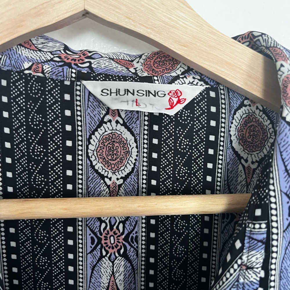 Retro button up - Picture 3 of 3